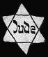 С сентября 1941 года все евреи в Германии были обязаны носить опознавательный знак - Звезду Давида